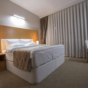 Suite Standarde